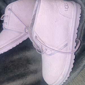 Brand New Uggs Neumel